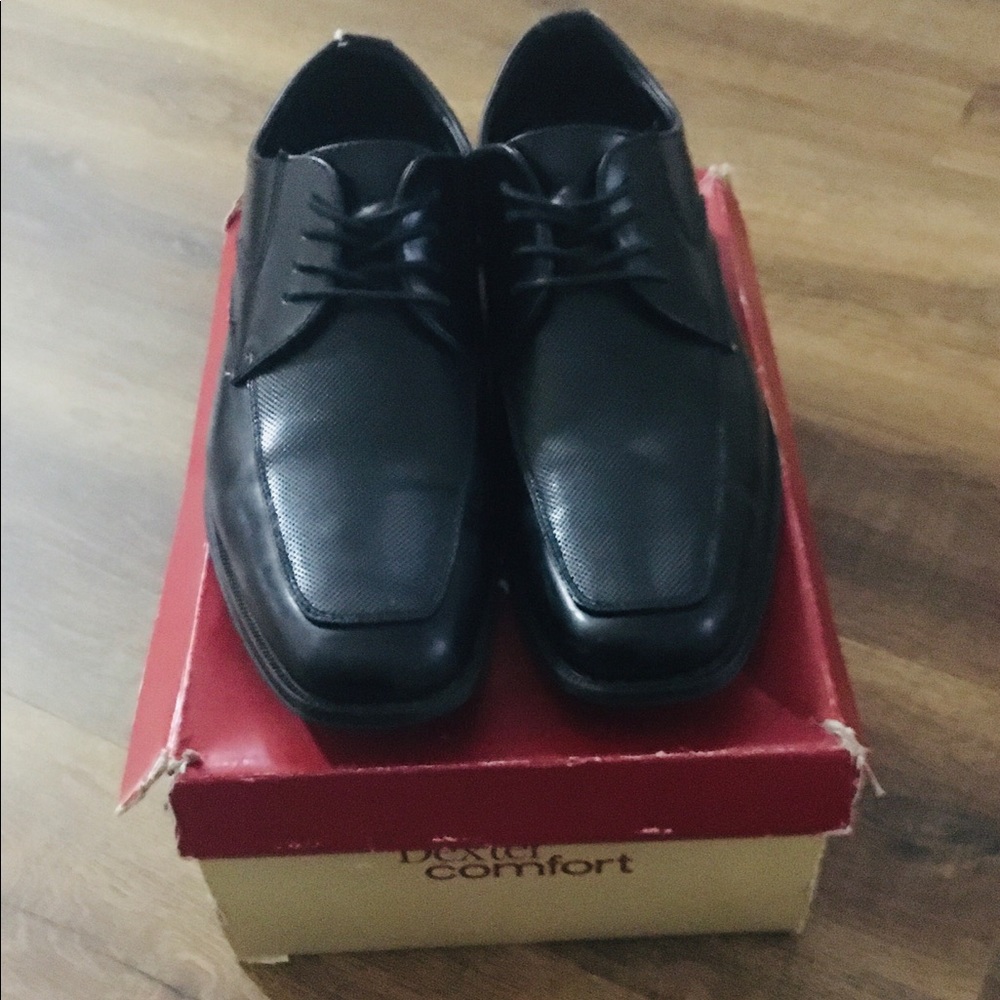 Dexter Men's Zeke Perforated Oxfords